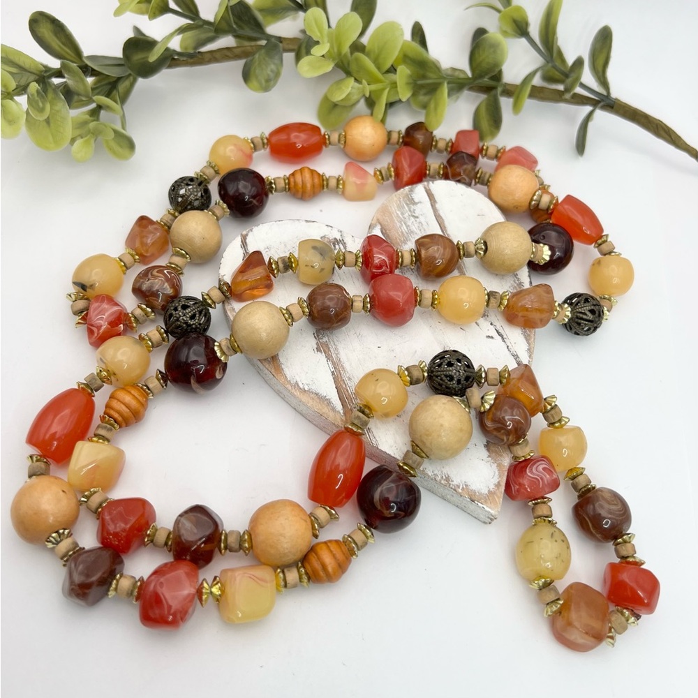 MULTICOLOR STONE NECKLACE
